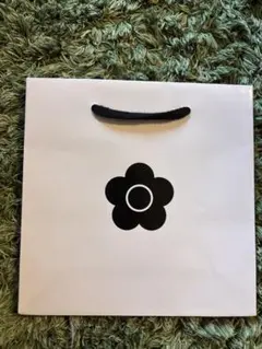 MARY QUANTの紙袋