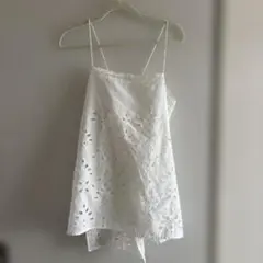COLLAGE 刺繍　ホワイト　キャミソール　ブラウスのサムネイル