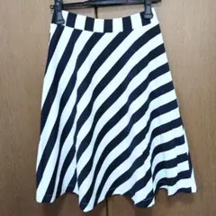 NATURAL BEAUTY BASIC　ストライプフレアスカート