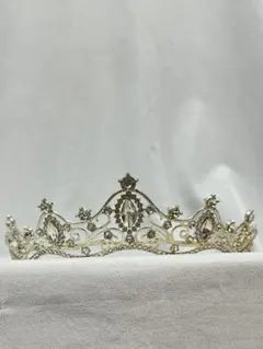 ティアラ 卒業式 生誕祭