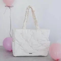 メゾンドフルール　リボン刺繍パファートートバッグ ピンク　ライトピンク