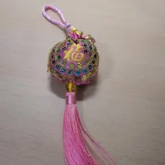 福の刺繍入り 縁起物 巾着型オーナメント タッセル付き