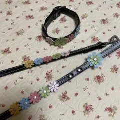 花柄デザインの犬用首輪とリードセット(中古)