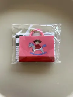 familiar ガチャ カプセルトイ 赤 レッド デニムバッグ チャーム