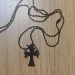 クロスネックレス　十字架　クロス　ブラック