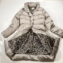 美品✨ヴェロフォンナ　ダウンコート　レオパード裏　隠れ柄　高めスタンドカラー　M