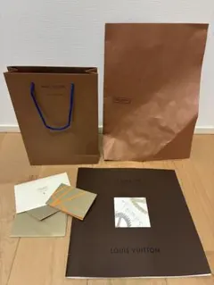 LOUIS VUITTON ショップ袋と冊子セット