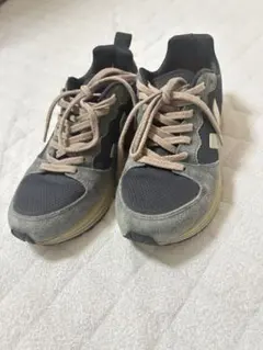 VEJA スニーカー　グレー/ブラックのサムネイル