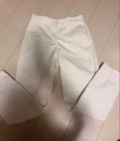 H&M カジュアルパンツ スーツ　ホワイト EUR34のサムネイル