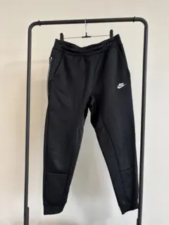 Nike 黒 ジャージパンツ