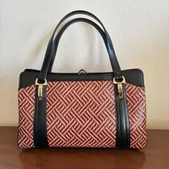 Item thumbnail for item 335e98fa-44bd-46d0-a621-facdffa5660e