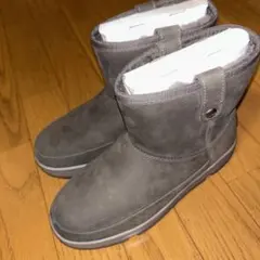 UGG W CLASSIC WEATHER MINI 6 グレー　防水　23