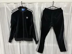 adidas オリジナルス ベロア ジャージ 上下セット ブラック 3ライン