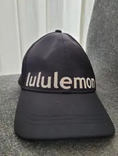 lululemon 黒 キャップ
