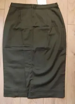新品 ユニクロ カリーヌロワトフェルド コットン ペンシル スカート オリーブ