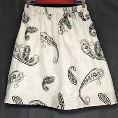 ブージュルード ペイズリー柄 フレアスカート白 M38 ウエストゴム