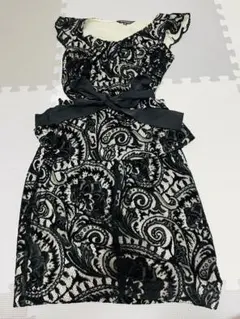 PRADA レース柄 半袖ワンピース ブラック ピンク サイズ38 - メルカリ