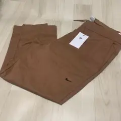 新品未使用　完売モデル　ナイキ　エッセンシャル　パンツ