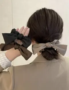 シュシュ ヘアゴム リボン リボンヘアゴム サテン ブラウン アクセサリー 韓国