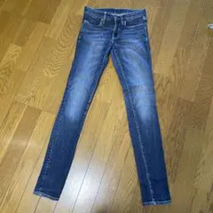 プラステ　スキニーデニム