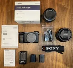 【中古】SONY α6400 高倍率ズームレンズキット＋単焦点レンズ　おまけ多数 機能、画質、コストがバランスされた機種』 SONY α6400 ILCE