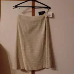 【23区】未使用アイボリー ひざ丈スカート 36サイズ
