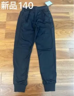新品　アンダーアーマー　ジョガーパンツ　裏起毛　ブラック　140