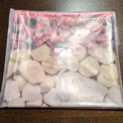 セブンイレブン　ハッピーくじ　スムージーフラットポーチ