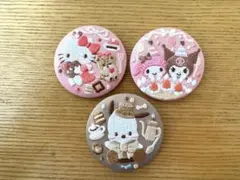 サンリオ　刺繍缶バッジ　ビスケット3