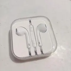 Apple純正EarPods with 3.5mm Headphone Plug