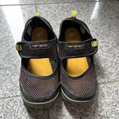 ニューバランス　サンダル