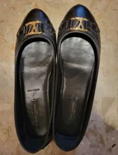 Louis Vuitton フラットシューズ ブラック