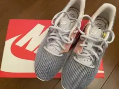 NIKE ナイキ　レディース