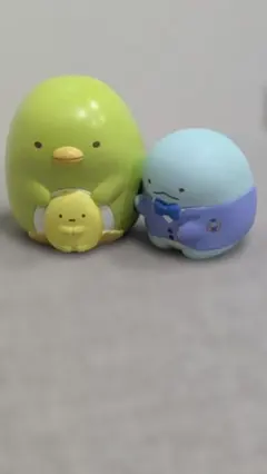 すみっコぐらし 置物 ぺんぎん？ とかげのサムネイル