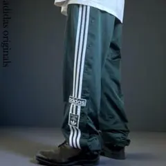 adidas originals オールスナップボタン ワイドトラックパンツ