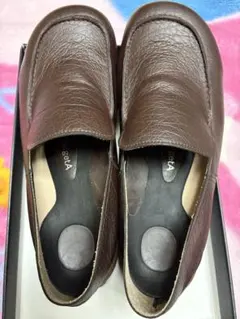 Item thumbnail for item f122c92a-fe97-421b-8ef8-5c99a1d1d5e4