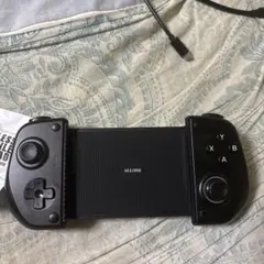スマートフォン用ゲームコントローラー