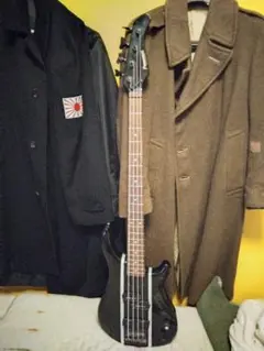 ジャンク】FERNANDES エレキ ベース音出未確認 現状渡しソフトケース付