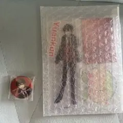 カラフルピーチ　ゆあんくん　アクリルスタンド　しまむら　缶バッジ