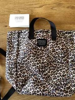 FREDRIK PACKERS ヒョウ柄バッグ　（フレドリックパッカーズ）