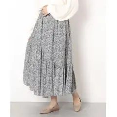 テチチ　花柄スカート　色違いあり