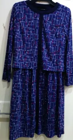 H-5 レリアン　日本製　ネイビー系　ワンピースのセットアップ　英字＆ハート総柄