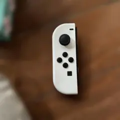 【純正品】Joy-Con ホワイト　有機ELモデル付属品　L　左　ジャンク品