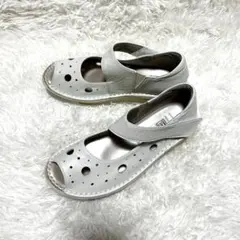 ★極美品★FIZZ REENフィズリーン23cm ソフトレザー天然皮革