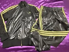 adidas◆ラグジュアリー ジャージ上下XL新品♪光沢の有る生地！黒にゴールド
