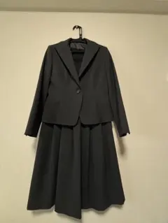 【美品】グレーブラック　ワンピーススーツ（ジャケット・ワンピセット）