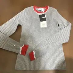 AZUL リブ編み長袖セーター グレー/レッド