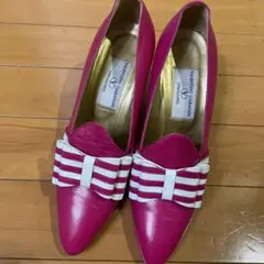 バレンチノのピンクリボン付きパンプスパンプス