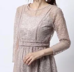 Lily Brown チュールレースドレス （ピンクベージュ）