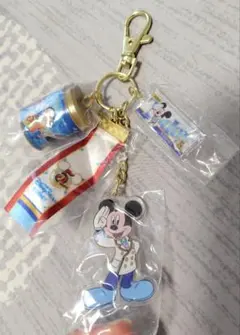 ディズニーシー　２５周年　カプセルトイ　キーチェーン　５周年のサムネイル
